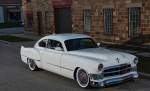 1948 Cadillac Fastback Coupe скрывает секрет ATS-V