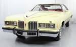 Pontiac Grand Prix 1977 года проехал менее 200 миль