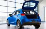 Toyota Yaris Hatchback Pricing соответствует сопоставимым моделям седанов