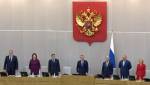 Дмитрий Медведев приехал поздравить законодателей с завершением осенней сессии