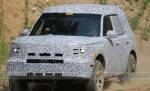 Компактный внедорожник Ford Baby Bronco демонстрирует свои внедорожные качества