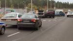 На МКАД Audi протаранила аварийный Renault