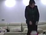 Нянечка, швырявшая ребенка на камеру, заплатит штраф