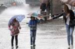 Оранжевый уровень опасности объявлен 13 июля из-за гроз и ливней