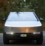 Первые Tesla Cybertruck, похоже, зарегистрированы в Европе