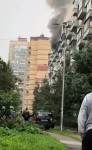 Петербуржец на глазах спасателей выпрыгнул с балкона горящей квартиры