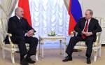 Почти два часа продолжались переговоры Лукашенко и Путина в Минске