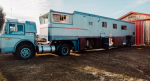 Редче не бывает! Шанс сделать ставку на винтажный 1 из 3 Camelot Cruisers RV