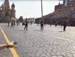 "Спасская башня": танцы, бег и "Катюша"