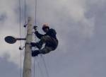 В Щучинском районе погиб электромонтер